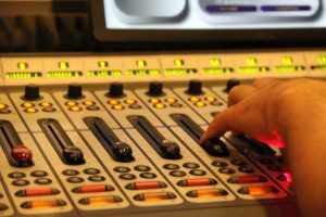 Emisoras Paraguay 106.1